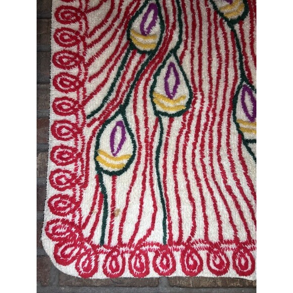 Vintage Chenille Peacock Rug Red Green Yellow White ~ 30”x55” 40-50’s Mod - Picture 6 of 16
